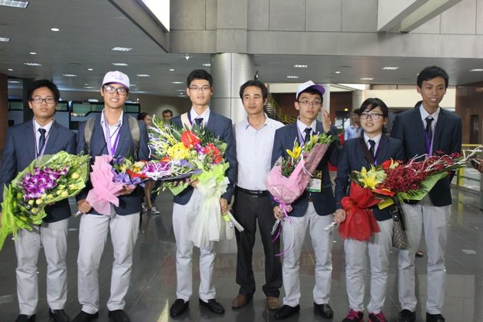 Việt Nam đoạt 6 huy chương Olympic toán học 2015