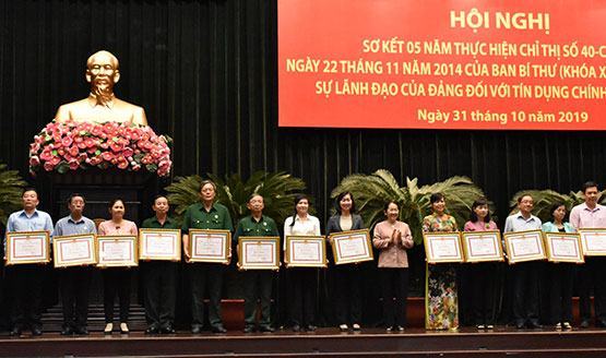 Hàng chục ngàn HS-SV khó khăn được vay vốn học tập