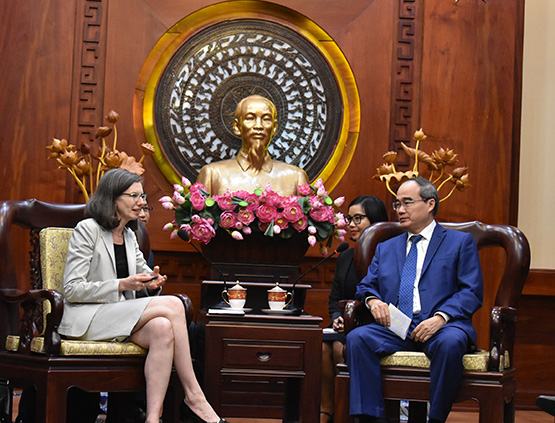 TP.HCM: Bí thư Thành ủy tiếp Đại sứ Canada