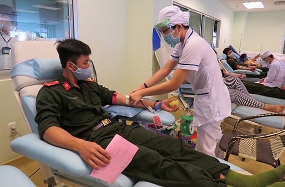 Sôi động hoạt động hiến máu tình nguyện