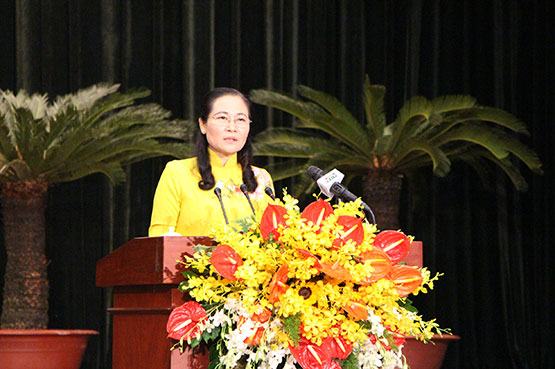 “Kỳ họp không giấy” tiết kiệm hơn 100 triệu đồng