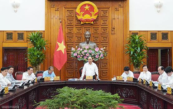 Hoàn thành tốt các dự án đường bộ cao tốc, sân bay