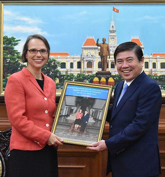 Chủ tịch UBND TP.HCM tiếp Tổng Lãnh sự CHLB Đức