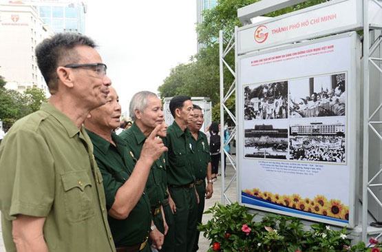 Triển lãm 50 năm thực hiện Di chúc Bác Hồ