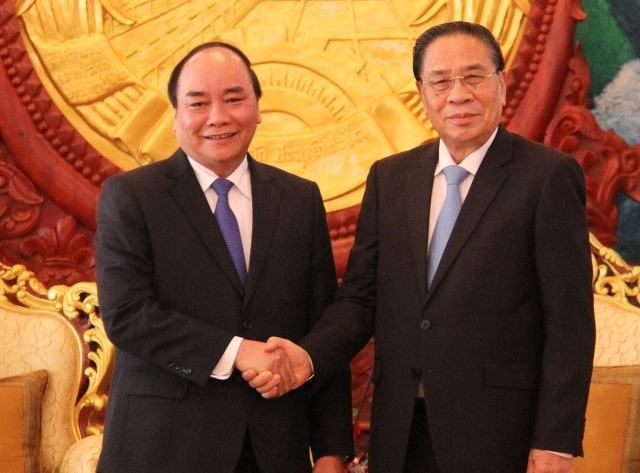 Lãnh đạo cấp cao tiếp Thủ tướng Lào