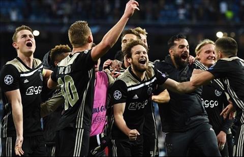 2h00 ngày 11/4, Ajax vs Juventus: Khôn đâu tới trẻ…