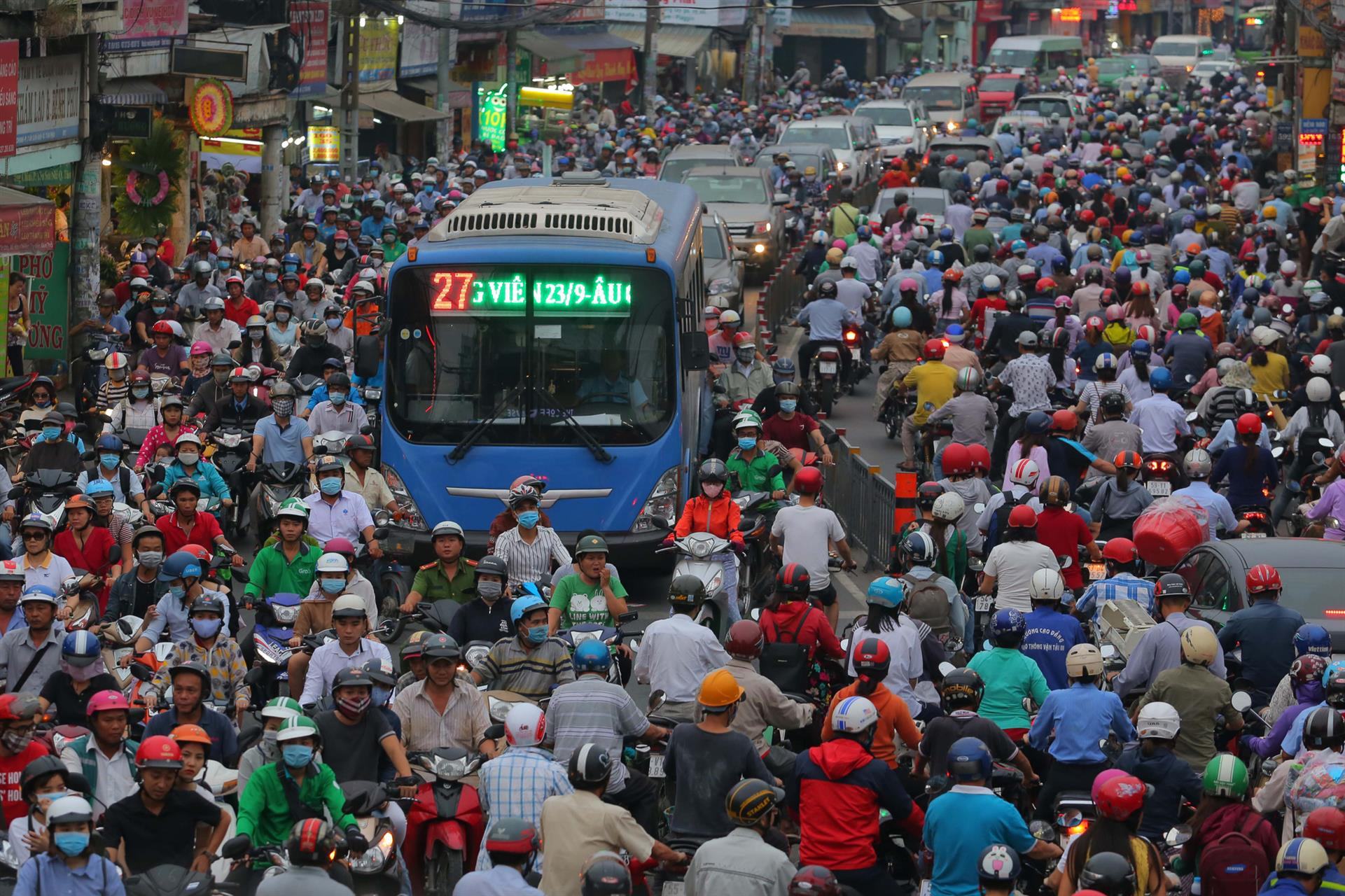 Lập kế hoạch chống ùn tắc giao thông ở TPHCM