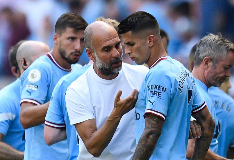 Joao Cancelo tố Pep Guardiola là kẻ dối trá, Man City vô ơn