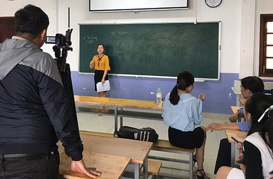 Giảng đường online giữa mùa dịch corona