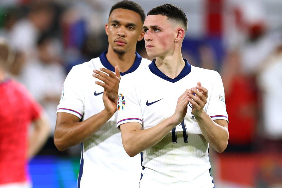 Phil Foden bất ngờ rời EURO 2024