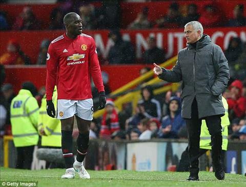 Không nghe lời Mourinho, Lukaku chấn thương vẫn đòi đá FA Cup