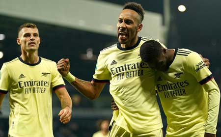 Vùi dập West Brom, Arteta ca ngợi người hùng Aubameyang