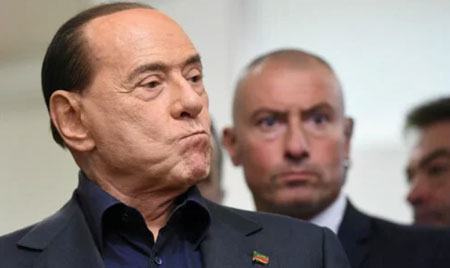 Berlusconi: Hãy để AC Milan trở lại với tôi