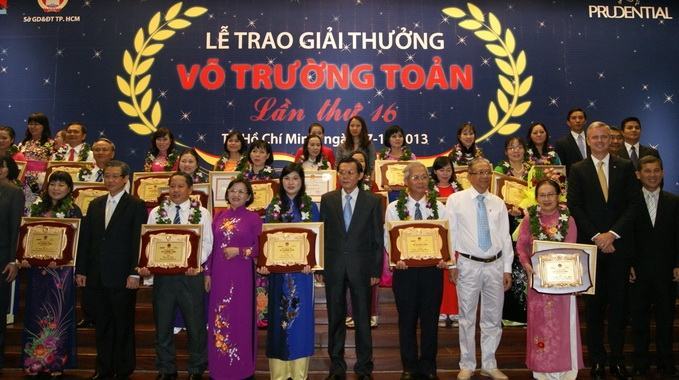 30 “Người đưa đò” tiêu biểu nhận giải thưởng Võ Trường Toản 2013