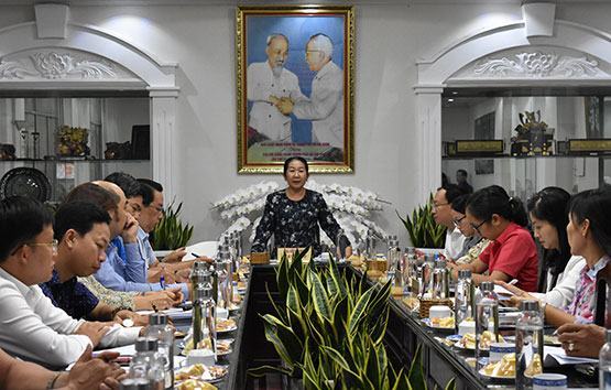 Người lao động TP.HCM: Đang tập nói không với xả rác bừa bãi