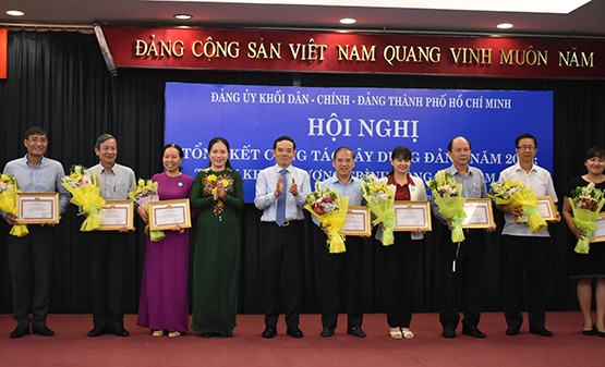 Thực hiện thành công Đại hội Đảng bộ các cấp: Đòi hỏi thái độ tích cực và quyết liệt