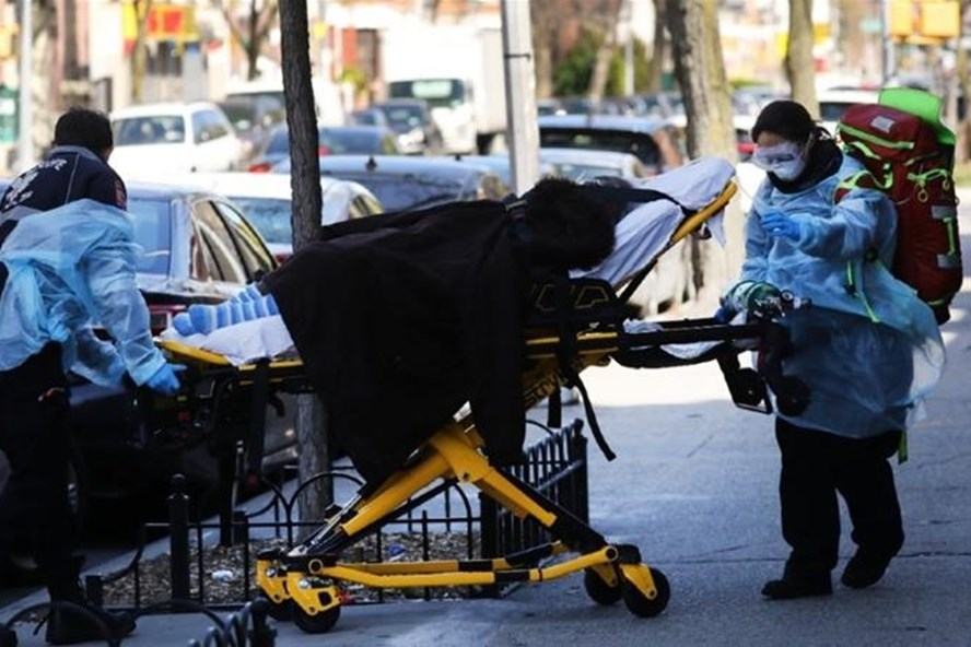 Dự báo: Mỹ 3.000 ca tử vong COVID-19 mỗi ngày đến đầu tháng 6