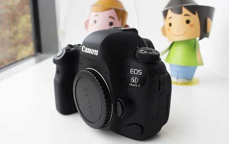 Canon 6D Mark II đầu tiên về Việt Nam