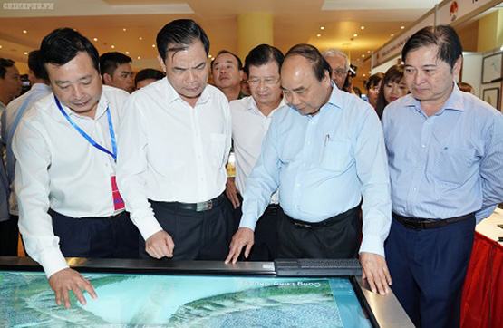 Thủ tướng Chính phủ Nguyễn Xuân Phúc: Phải có trách nhiệm với dân trong phòng chống thiên tai