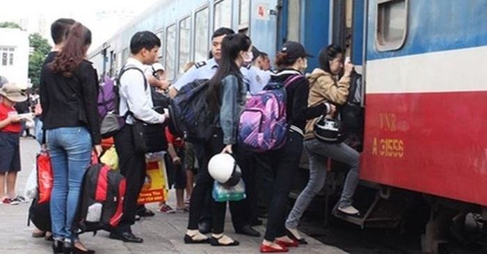 Tết dương lịch 2019: Tăng cường 50 đoàn tàu phục vụ đi lại