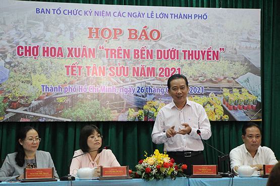 Gần 600 gian hàng hoa tại Chợ hoa xuân “Trên bến dưới thuyền”