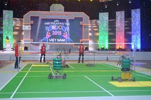 32 đội tham dự vòng chung kết Robocon toàn quốc 2015