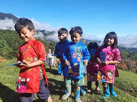 Mang lộc xuân lên núi