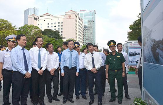 Triển lãm ảnh chào mừng Ngày giải phóng miền Nam, thống nhất đất nước