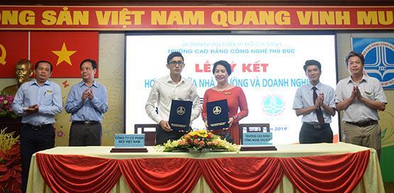 Trường học và doanh nghiệp hợp tác đào tạo nhân lực