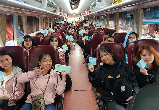 Đưa 2.500 sinh viên khó khăn về quê đón Tết