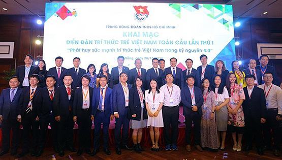 Phát huy sức mạnh trí thức trẻ xây dựng đất nước