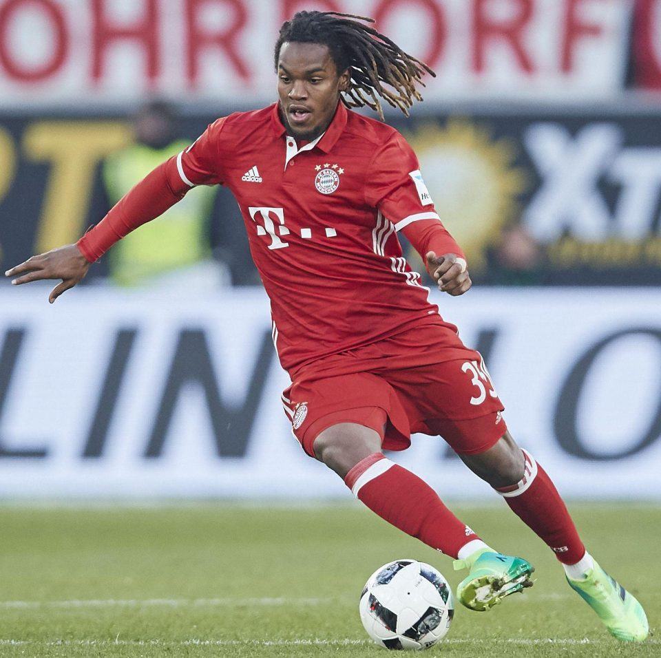 Thất sủng ở Bayern Munich, Sanches vẫn từ chối M.U