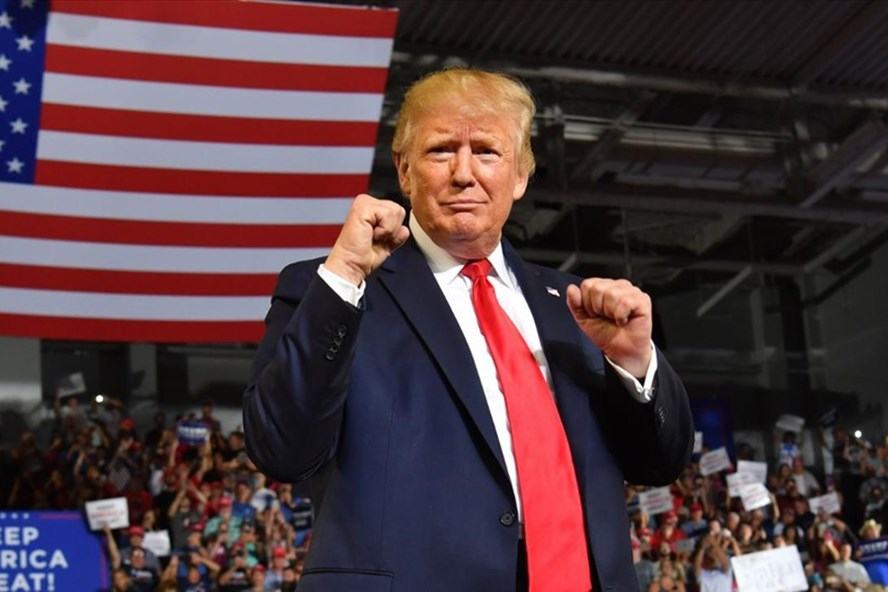 Bầu cử Mỹ: Bùng nổ ủng hộ Tổng thống Donald Trump thêm nhiệm kỳ