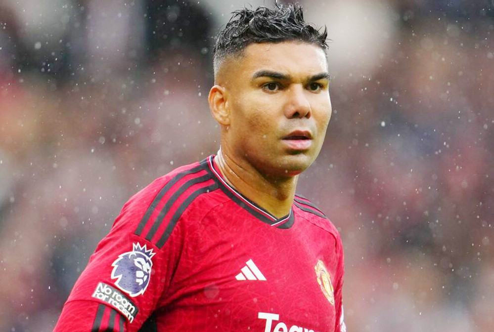 MU chốt bán Casemiro giá 30 triệu bảng