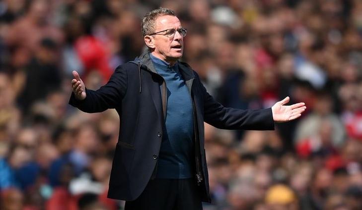 Ralf Rangnick bị chỉ trích gay gắt vì… tham