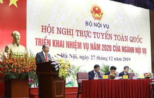 Vây cánh, chạy chức, chạy bằng cấp: Sẽ làm thui chột động lực của cán bộ giỏi