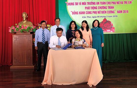 Phụ nữ và trẻ em: Đang rất cần một môi trường sống an toàn