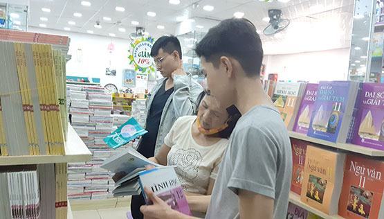 Sách giáo khoa tham khảo: Không thể chọn… đại