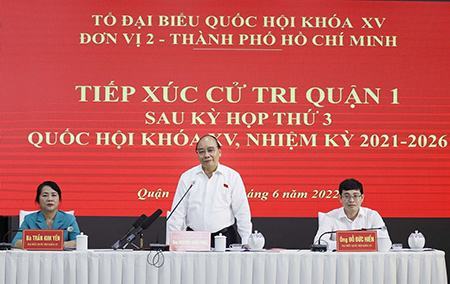 Đại biểu Quốc hội tiếp xúc cử tri