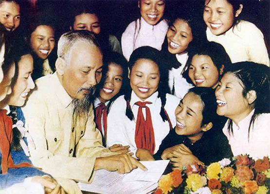 “Di chúc” của Bác Hồ dành riêng cho ngành GD-ĐT