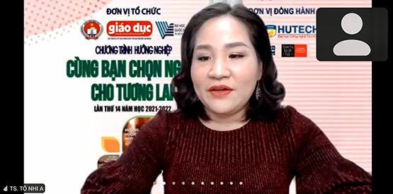 Học sinh thích thú với… hướng nghiệp trực tuyến