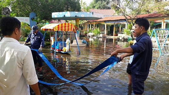 Bão đi qua, nhiều HS vẫn chưa được tới trường