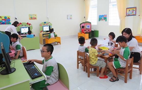 Cần Thơ: Học sinh nghỉ hè trong… trường học