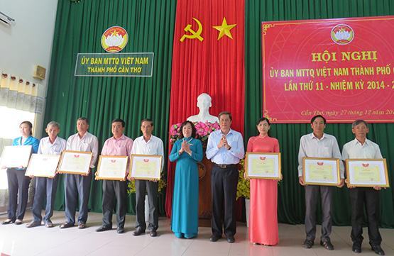 UBMTTQVN TP.Cần Thơ: Bảo lãnh tín chấp giúp 24.374 hộ vay vốn làm ăn