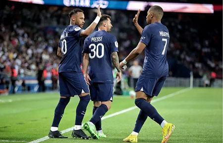 PSG họp hòa giải mâu thuẫn giữa Neymar và Mbappe