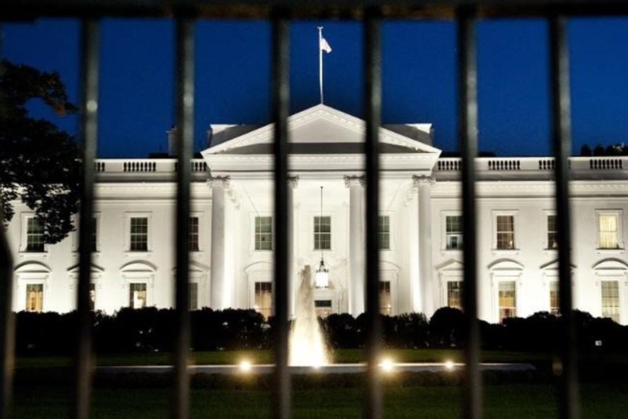 Bộ Tư pháp Mỹ điều tra âm mưu hối lộ để được tổng thống ân xá