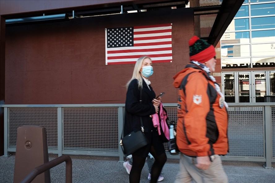 Sửng sốt tỉ lệ ca nhiễm Omicron ở Mỹ