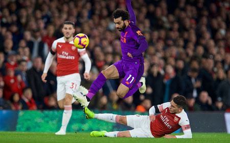 0h30 ngày 30/12, SVĐ Anfield, vòng 20 Premier League, Liverpool vs Arsenal: Rực lửa Anfield