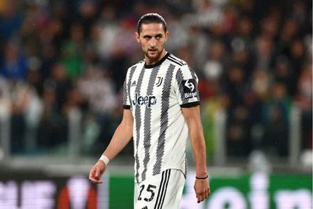 Man United tái khởi động thương vụ Adrien Rabiot