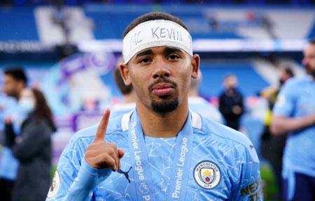 Arsenal gặp đối thủ lớn vụ Gabriel Jesus